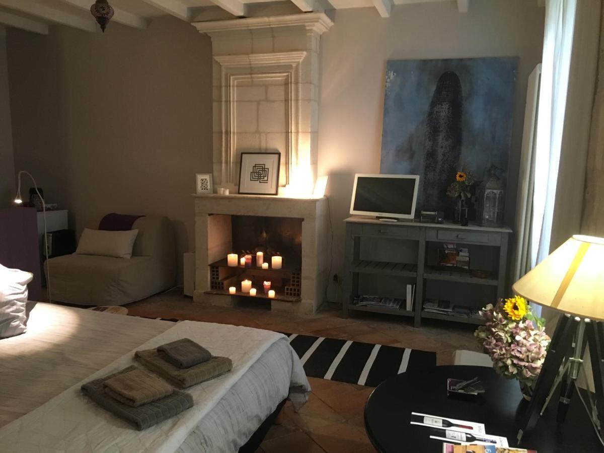 Le Pain de Lune Gîte et Chambre d'hôtes avec Piscine Bourg-sur-Gironde Exterior foto